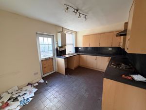 Photo 1- click for photo gallery